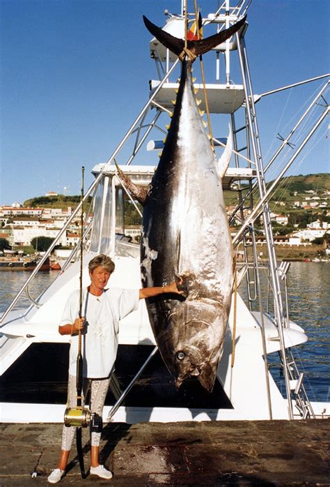 Biggest Bluefin Tuna Fishing World Records | Sport Fishing Mag