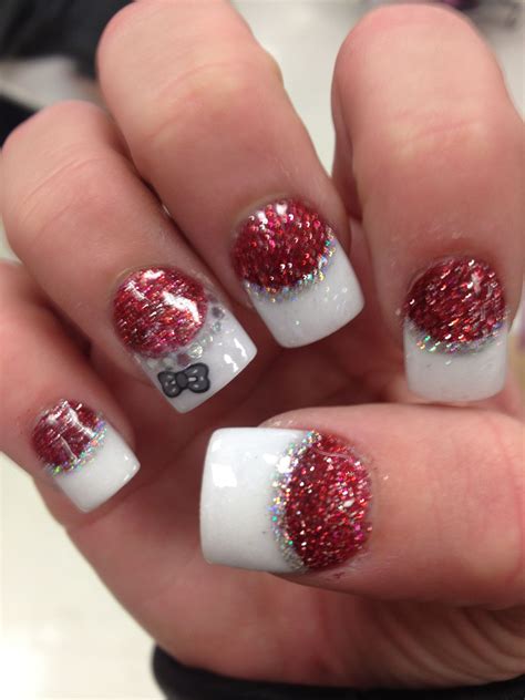 Pretty Fall Glitter Nails With A Bow