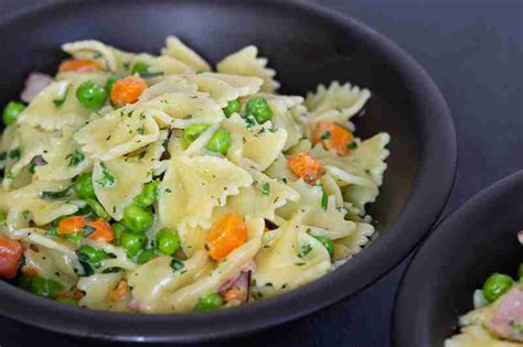 Creamy Farfalle Easy Pasta Dish ⋆ My German Recipes