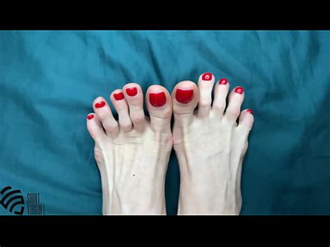 Footfetish And A New Pedicure In Red XVIDEOS