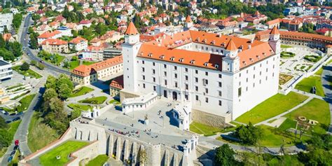 Bratislava Castle – slovakia.com