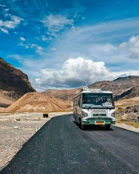 Delhi To Leh Bus Journey Road To The Roof Of The World