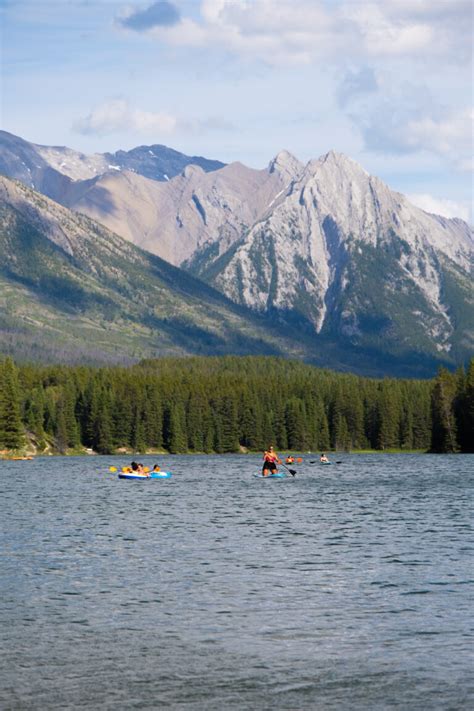 15 Things to Know About JOHNSON LAKE, Banff