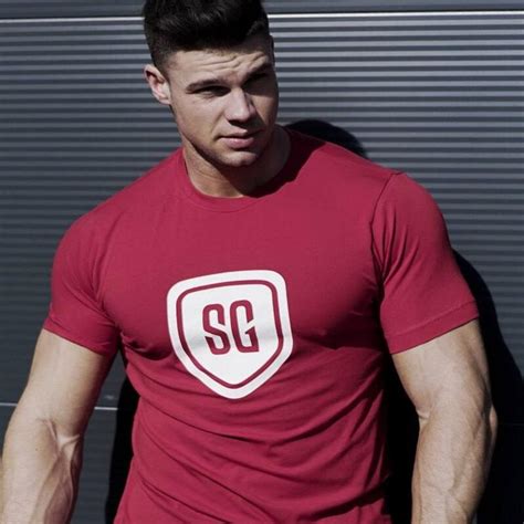 Printed Mens Sports And Bodybuilding T Shirt Mens Fitness Apparel