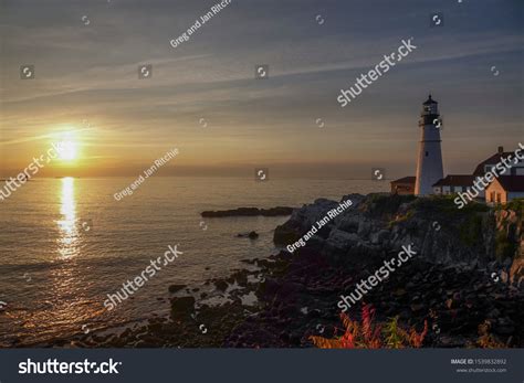 Portland Head Lighthouse Sunrise Stock Photo 1539832892 | Shutterstock