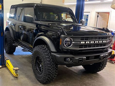 2023 Ford Bronco 17x9 Hardrock Wheels 37x12 50R17 Yokohama Tires