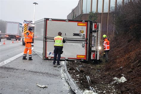 Langer Stau Nach LKW Unfall Auf Der A 72 Bei Chemnitz