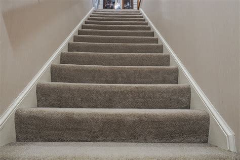 Why Are My Carpeted Stairs Slippery And What To Do About It Home Decor