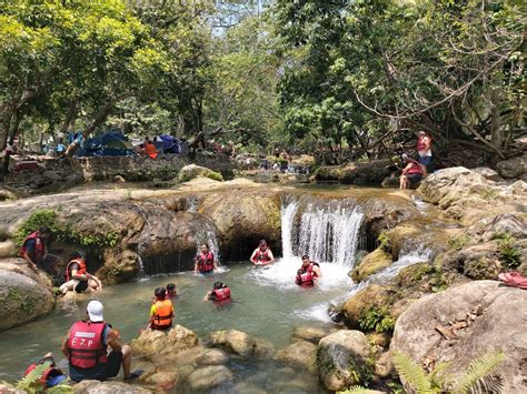 VIDEO Turistas abarrotan parajes en Valles Código San Luis