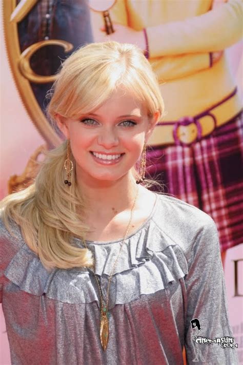 World Celebrity Sara Paxton Sexy Pics Hot Sara Paxton Photo Gallery