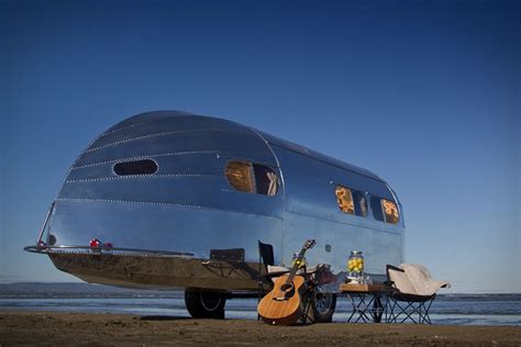 Bowlus Road Chief Travel Trailer Vintage Travel Trailers Retro Trailer