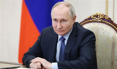 Putin visita Mariúpol en su primer viaje al Donbás Primera Hora