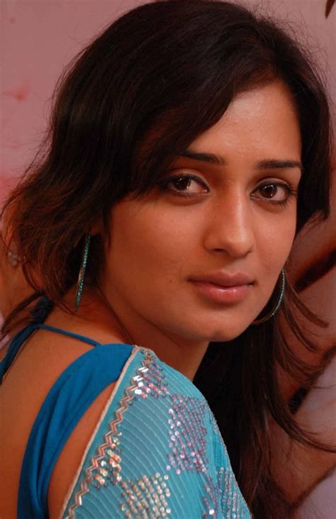 Actress Nikitha Hot Cool Saree Pics Cine Andhra Forums
