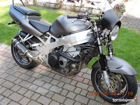 Honda CBR 900 RR SC33 przeróbka na golasa Naked Lubartów Sprzedajemy pl