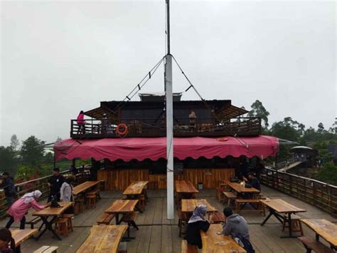 Pinisi Resto Dan Glamping Lakeside Ciwidey Tiket Masuk Menu And Harga