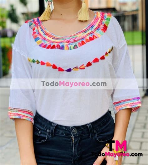 rj00732 Blusa artesanal mexicano bordada a mano de manta blanca diseños