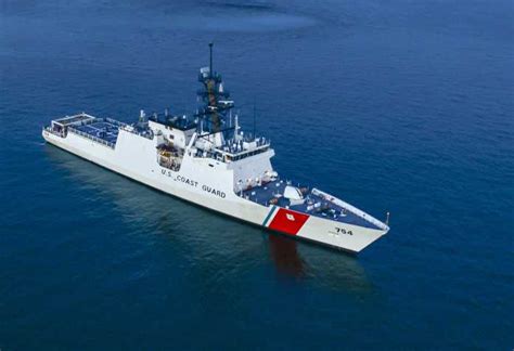 El Guardacostas Uscgc James De La Guardia Costera De Ee Uu Llegar A