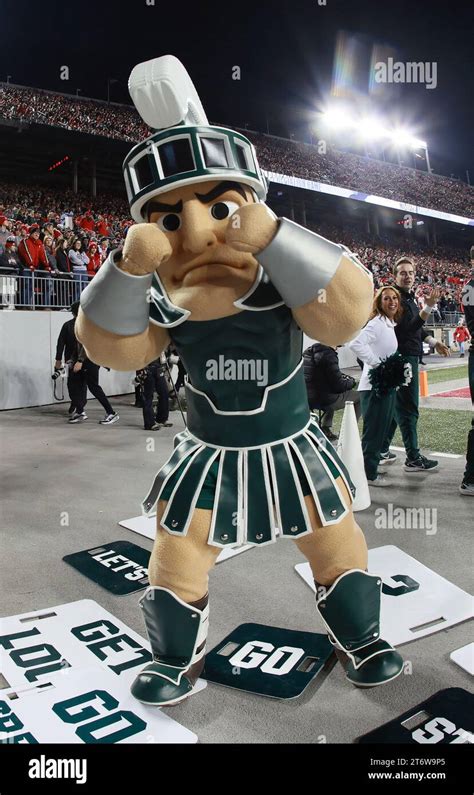 Buckeyes mascot hi-res stock photography and images - Alamy