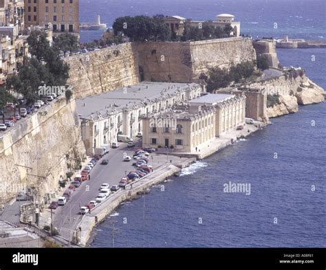 Dh Grand Harbour Valletta Malta St Barbara Bastion And Wharf Stock