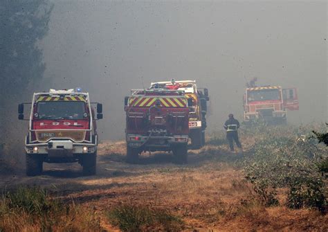 Canicule Incendies Les Feux En Gironde Ralentissent Des Records De