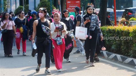 Suasana Jelang Konser Blackpink Di Gbk