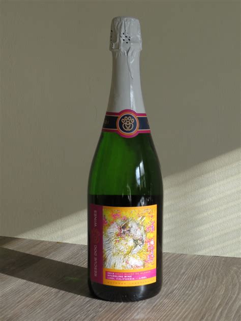 Rescue Dog Wines Sparkling 1255 - TasteTV