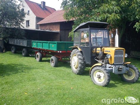 Obraz Traktor Ursus C 330 Przyczepy 346140 Galeria Rolnicza Agrofoto