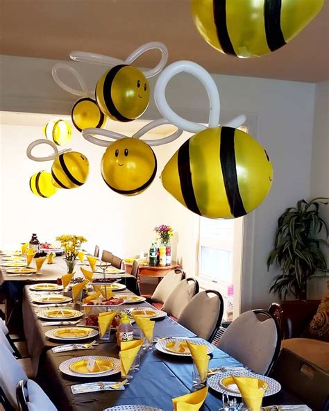 Honey Bees 🐝 Bee Themed Dinner Roshhashana Bees Honey