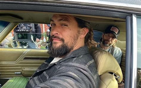 Jason Momoa protagoniza accidente automovilístico con motocicleta CHIC