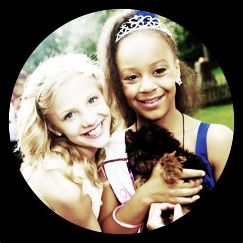 Nia And Paige From Aldc The Aldc Has Gorgeous Girls Nia Frazier