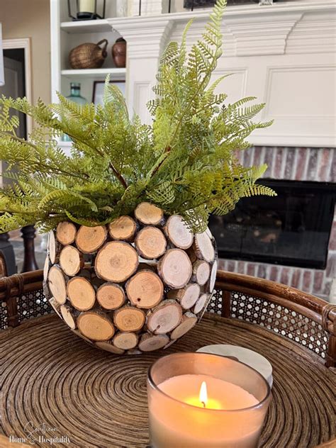 How To Make A Rustic Wood Slice Vase With A Balloon