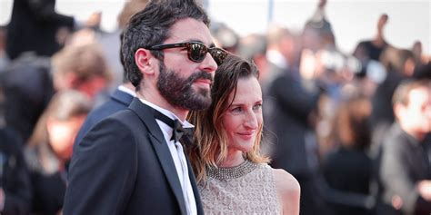 Cannes Camille Cottin Saffiche Avec Son Compagnon Benjamin Mahon Sur