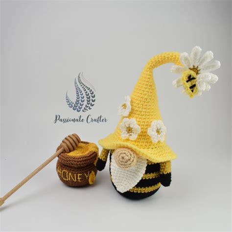 Bumble Bee Gnome Free Crochet Pattern Https Passionatecrafter