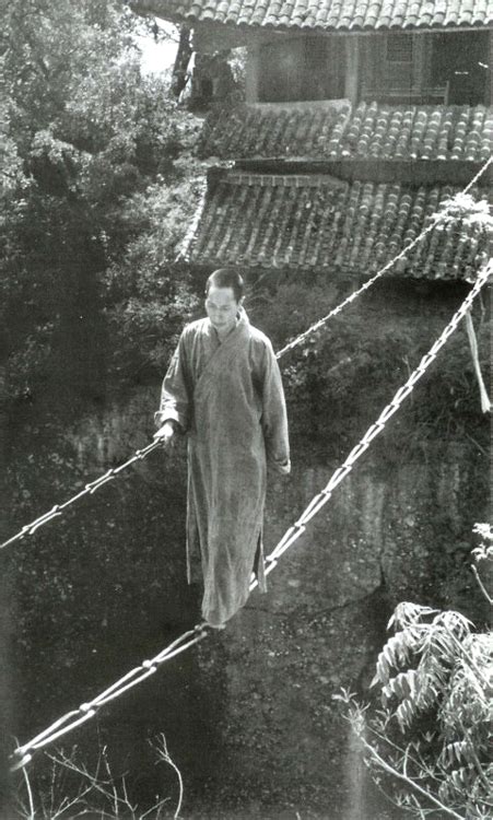 Simple iron chain bridge, Sichuan, 1930s : r/China