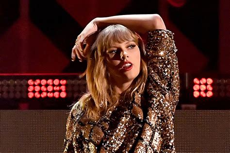 Dj Who Groped Taylor Swift Found A New Radio Job And Swifties Are Not Happy