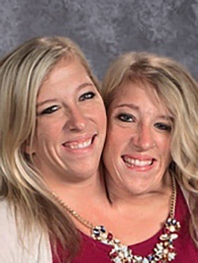 Abby Brittany Hensel Today Tlc Conjoined Twins Now In Touch Weekly