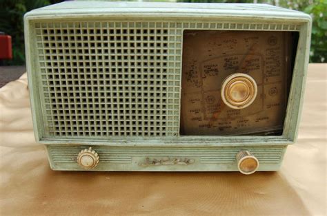 POSTE DE RADIO BAKELITE Lucky Poste Ancien Tsf Poste Vintage Design