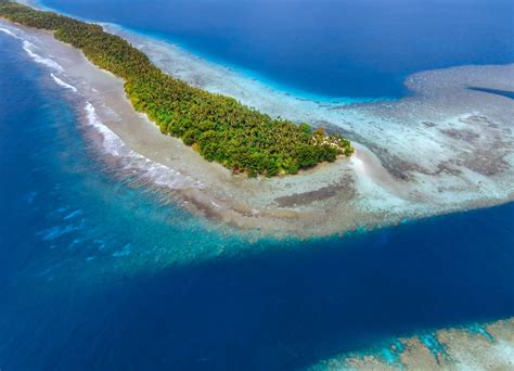 Pakin Atoll Pohnpei Eco Adventure Guide