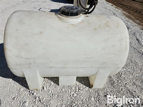 Snyder Horizontal Poly Tank Bigiron Auctions