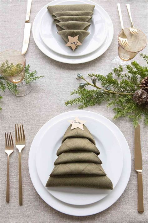 How To Make A Christmas Tree Napkin Fold With Step By Step And Video