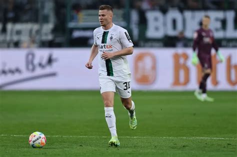 As Roma Interested In Borussia M Nchengladbach S Nico Elvedi Get