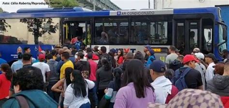 VÍdeos Linha 10 Da Cptm Com Estações Fechadas Passageiros Reclamam De