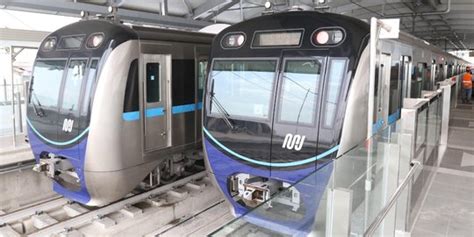 Hari Pertama Uji Coba Mrt Jakarta Angkut Penumpang Merdeka