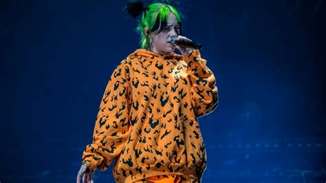 chilango El abrazo con el que Billie Eilish conquistó a los chilangos