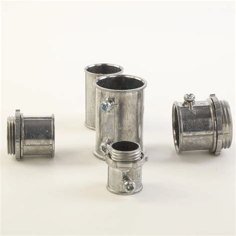 Zinc EMT Couplings Set Screw Type Pipe Fittings For Electrical Pipes