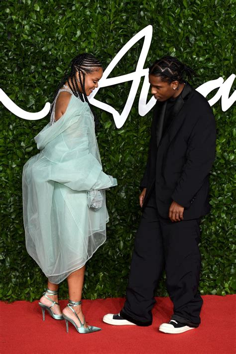 Rihanna Sexy Big Boobs Hot Celebs Home