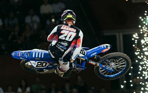 Retour Gagnant Du Supercross Grenoble Lebigusa Actualit Du