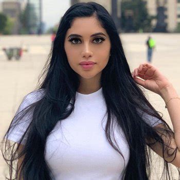 Jailyne Ojeda Babe Page Watch This Centerfold On Freeones