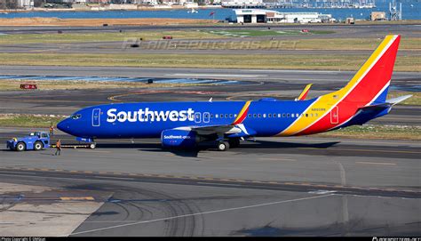 N8608N Southwest Airlines Boeing 737 8H4 WL Photo By OMGcat ID