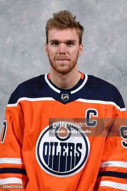 Connor Mcdavid Headshot Photos and Premium High Res Pictures - Getty Images